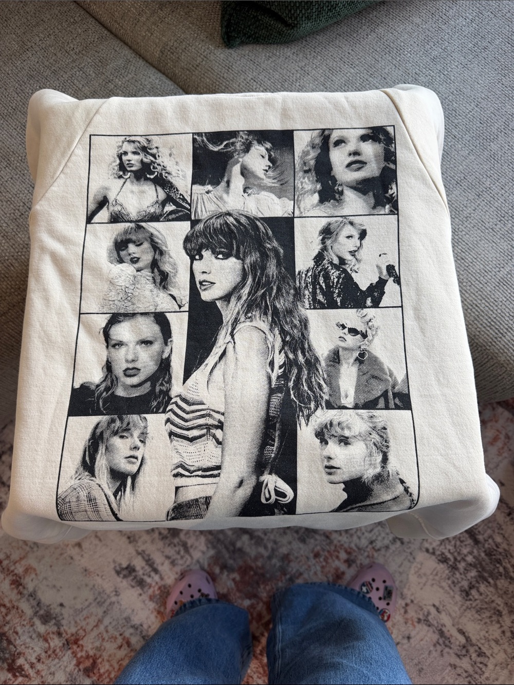 Taylor Swift Cream Pullover with Black Tour Text - Picture 2 of 3
